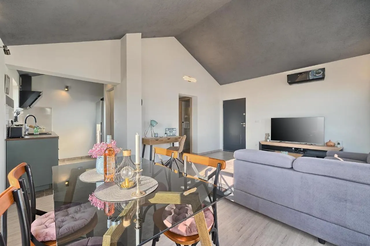 Aquamarin - Premium Seaview Apartment Slatine Croatia
